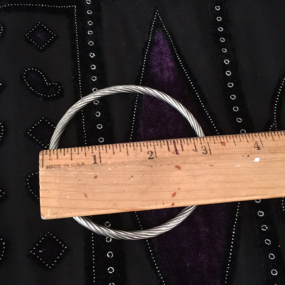 Silver Bangle - Picture 3 of 3